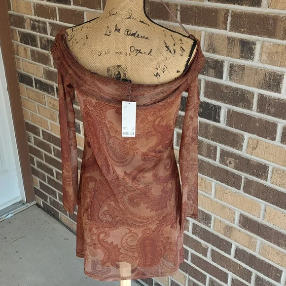 NWT Urban Outfitters Paisley Mesh Off Shoulder Dress - Picture 6 of 12